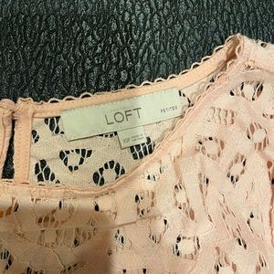LOFT Petite XS Super Cute Lacy Top (worn only once)